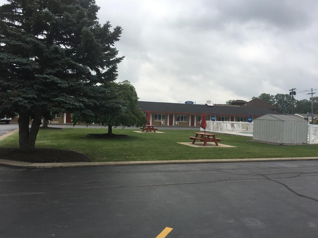 Caravan Motel Niagara Falls Exterior photo